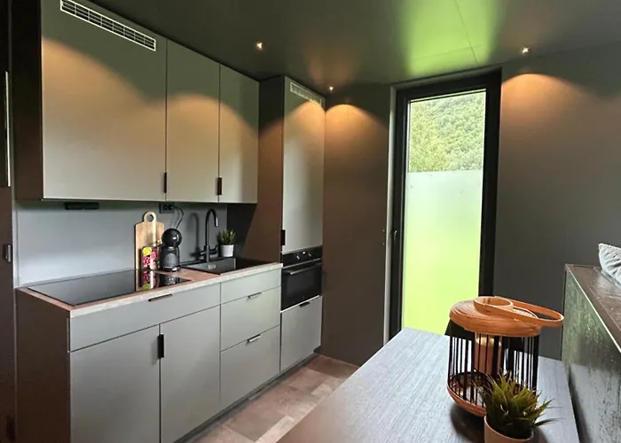 Nygard Panorama Lodge Stryn